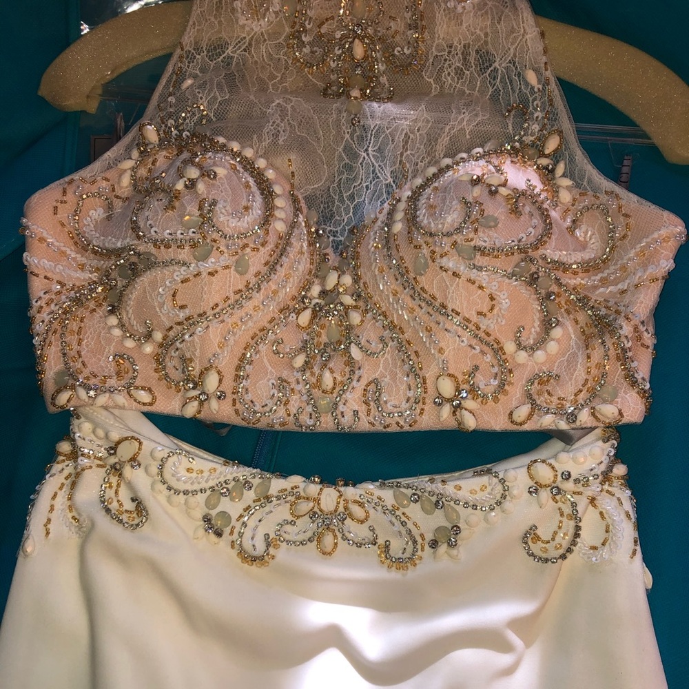 Prom Dress - Picture 6 of 8